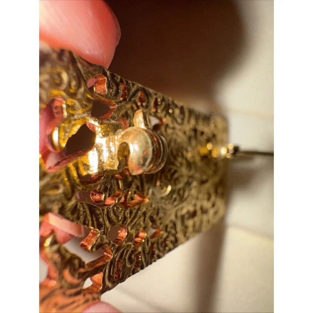 1928 Art Deco Purple Glass Brooch Gold Tone Crystal Pin Victorian Marcasite
